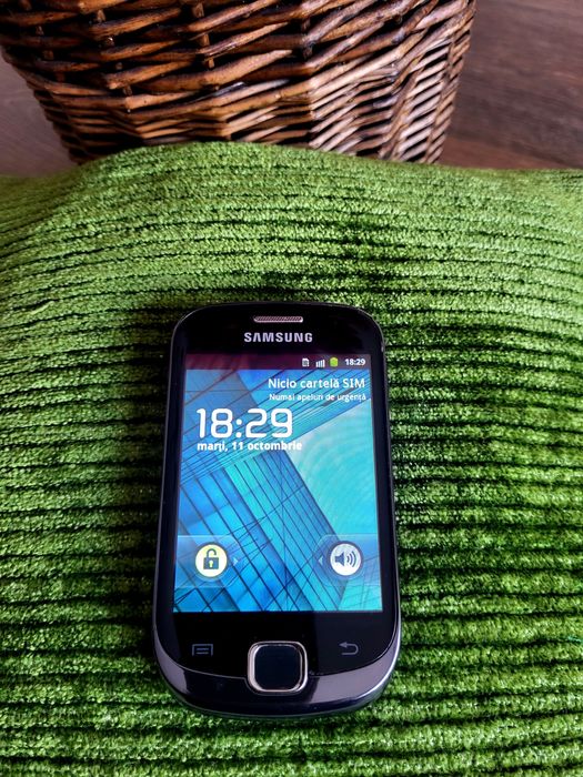 Telefon Samsung Galaxy "S5670"