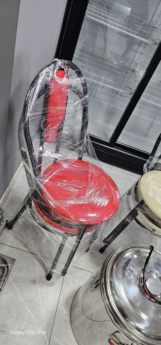 Продам стол стулья