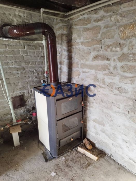 Продава се Къща в с. Загорци, Област Бургас - 94 кв.м за 474 €/кв.м - Снимка #12