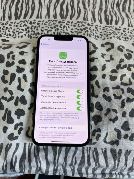 Айфон 13 в хорошем состоянии