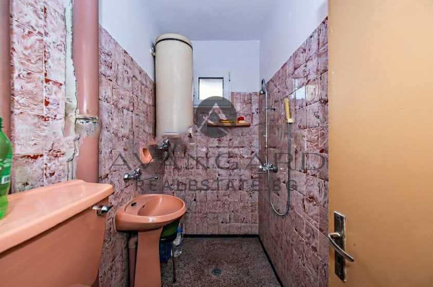 Продава се Двустаен апартамент в Пловдив, Център - 45 кв.м за 2665 €/кв.м - Снимка #5