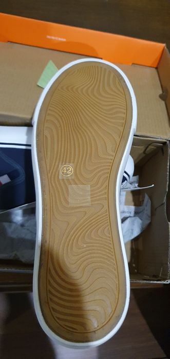 Продам слипоны. 3500