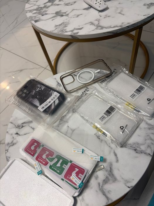 Vând iPhone 12 Pro gold 128 Gb