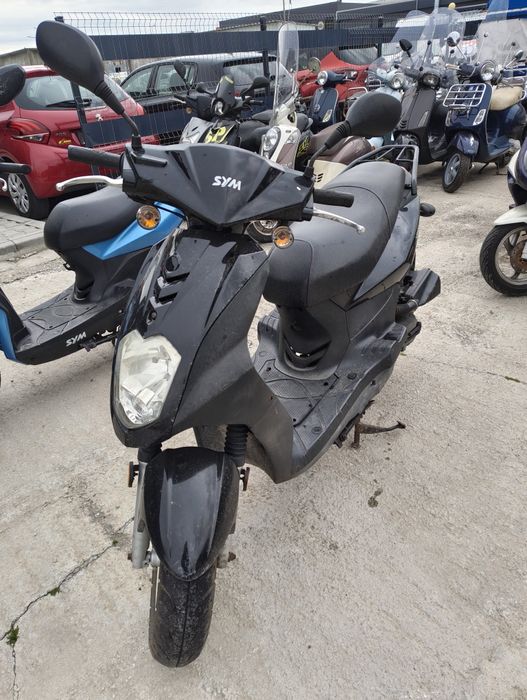 SYM Symphony 50.