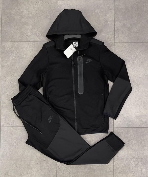 Мъжки екипи Nike