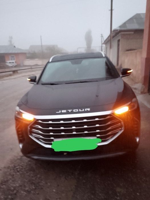 JETAUR  Moshina sotiladi bir qól minilgan xolati yaxshi