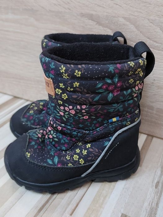 Боти HM номер 20-21 и ботуши 23 номер