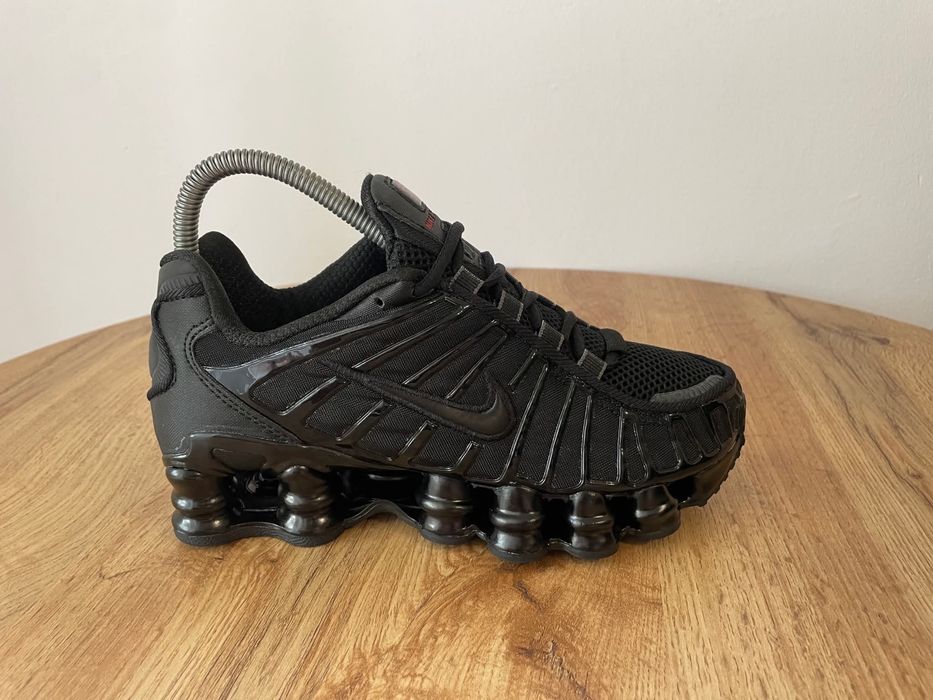 Adidasi NIKE Shox nr 39 - 43