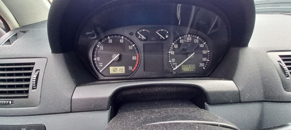 Vand Skoda Fabia 2002, benzina 1.4 L, MPI