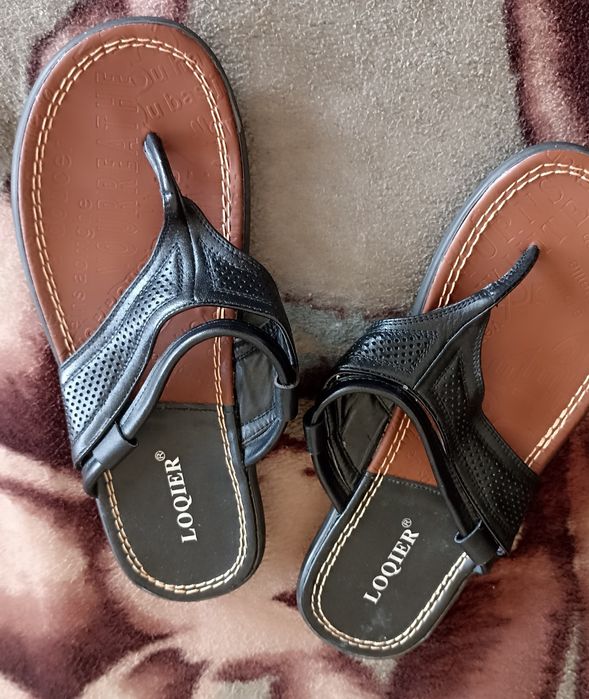 Сланцы      продам.