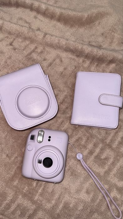 Paloroid instax mini 12