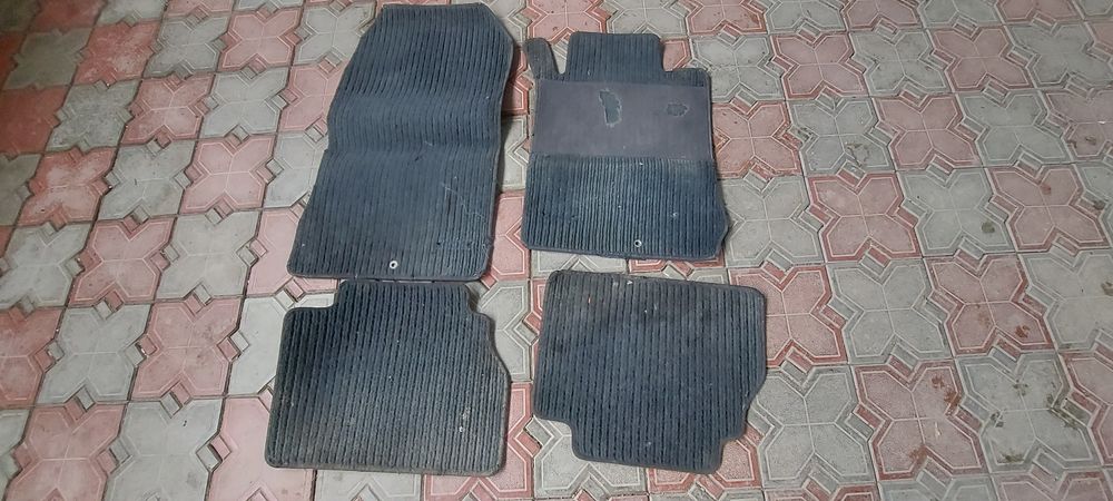 Продам полики мерседес