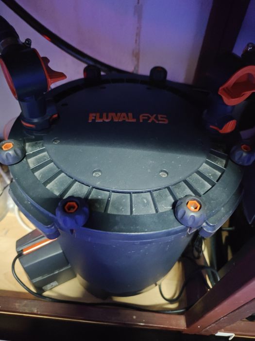 Канистри Fluval FX5 и Eheim 5e