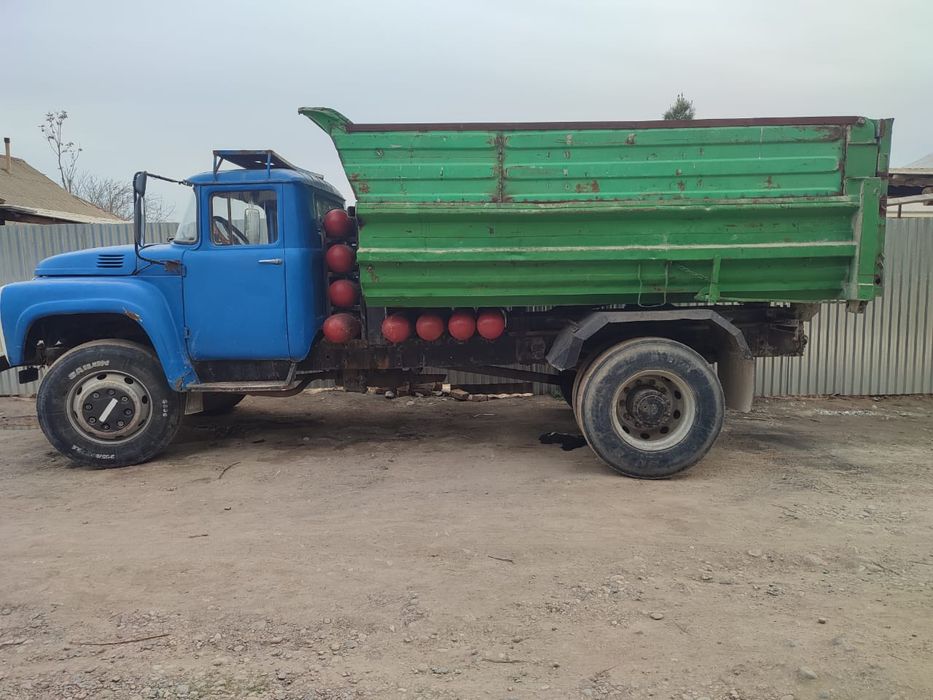 Zil 130 samosval sotiladi