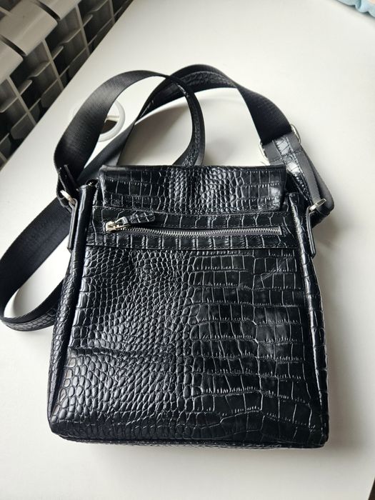 Продам кожанную сумку