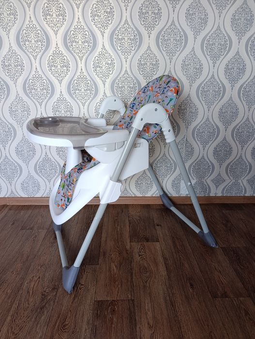 Продам стульчик для кормления + в подарок ходунки