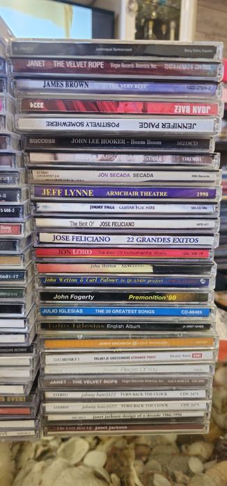 Музикални дискове от €2 до €3 (по азбучен ред J, K, L, M, N, & O)