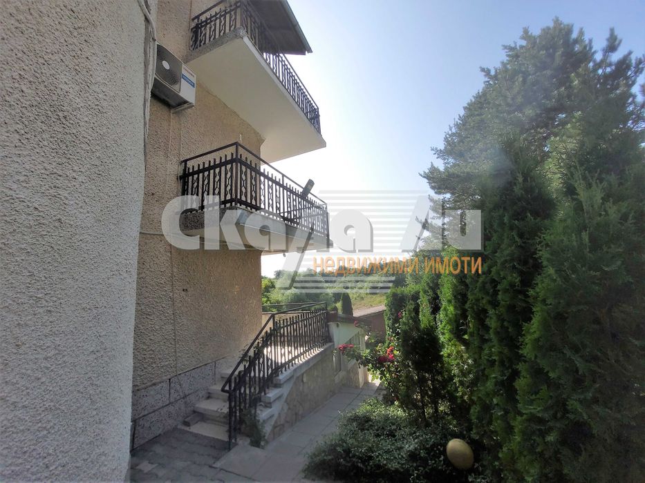 Продава се Къща в София, Люлин 10 - 200 кв.м за 1250 €/кв.м - Снимка #2