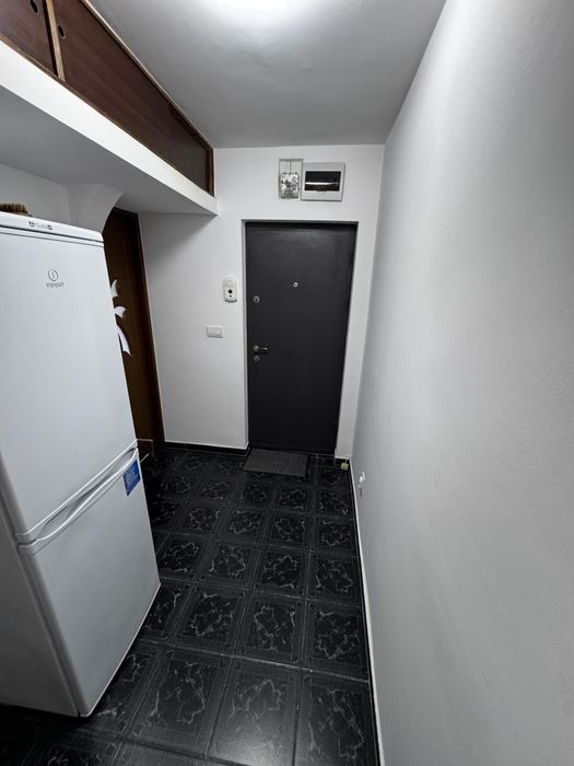 Apartament 2 camere - balcon ,Terasa  pod ,Zona Alexandru- POSTA - C.E.C. Total R.K. Intabulare OCPI .Bloc cu izolație termică.Fara Bulina.