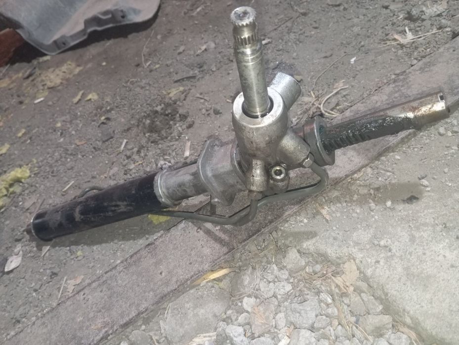 Рулевая рейка Субару правый руль