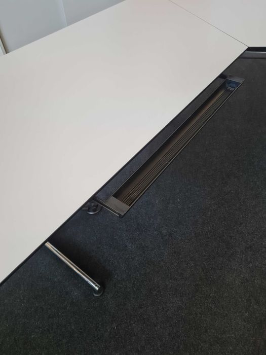 Super Promotie!!!Birou USM Haller.