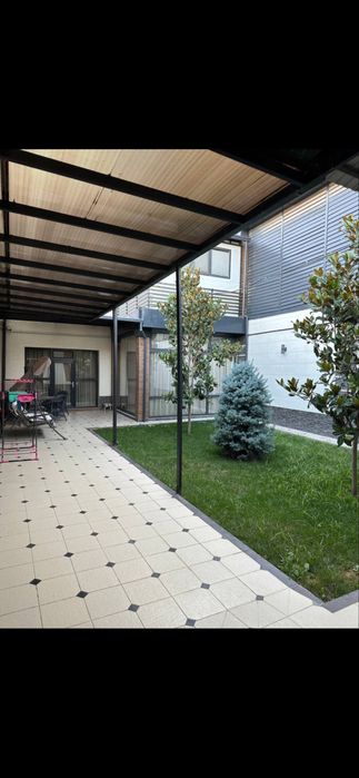 Дом в Центре на участке 3.2 сот по ул. Олтинтепа( бывш.Циалковского)