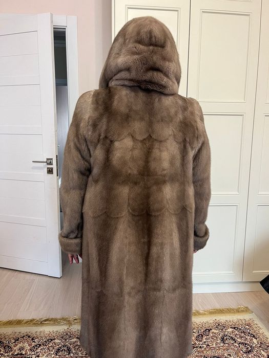 Шуба в хорошем состоянии