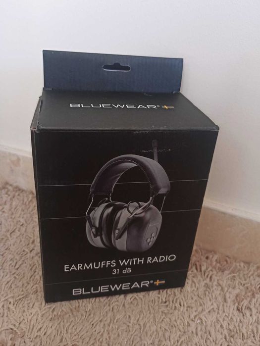 Слушалки за защита/шумоизолиращи с FM радио, Bluewear (Швеция), 31 dB, Hi-Fi, регулируеми