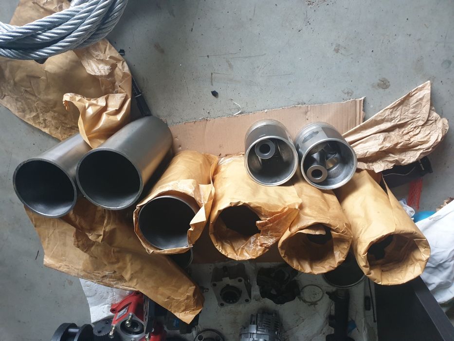 Cilindru motor pistoane bolturi biele segmenti raba si saviem romanesc