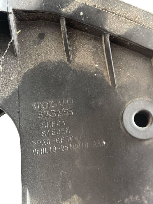 Galerie De Admisie Volvo V40 Hatchback 525, 526 2012 - > 2.0 D2 D 4204