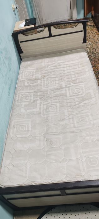 Кровать полуторка