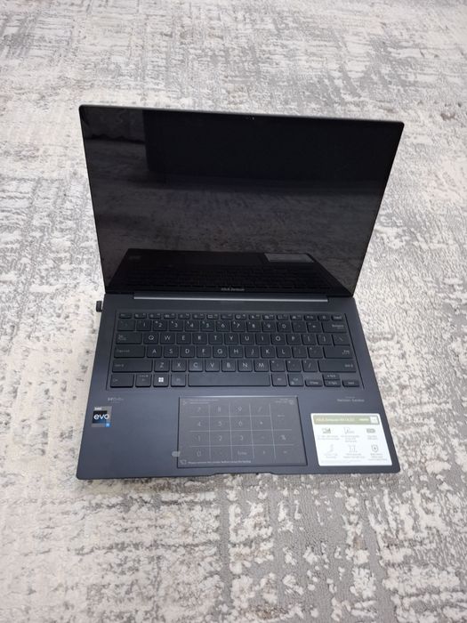 ASUS Zenbook 14x Oled