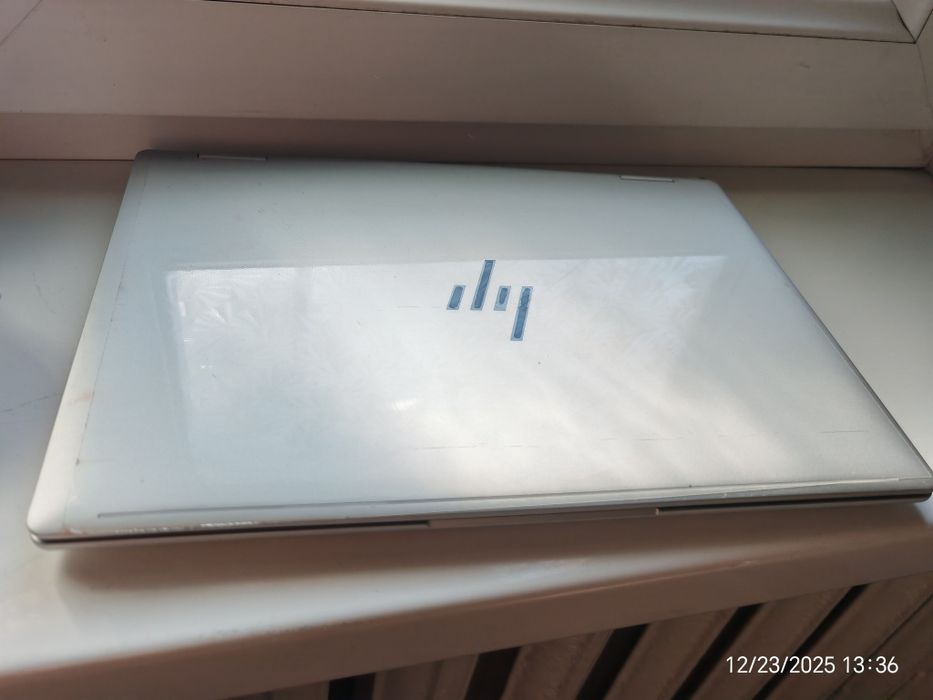 Продаётся почти что в новом состоянии HP Envy 360
