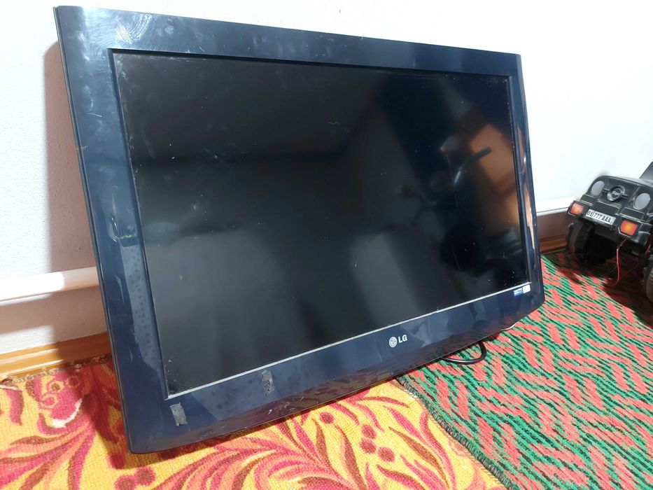 Телевизоры (жк) LG 32/ Samsung  43