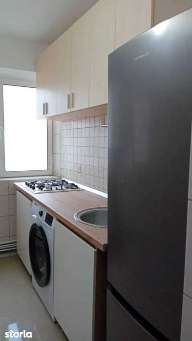 P.F. inchiriez ap. 2 cam+birou-in zona Minerva - Posta