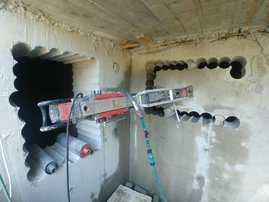 Carotare gauri, Hota/Centrală,Inst. sanitare ventilatie AC etc.