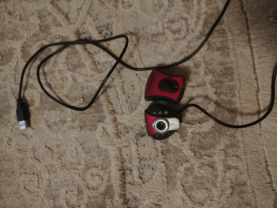 веб камера 2000 годов цену пердлагайте
