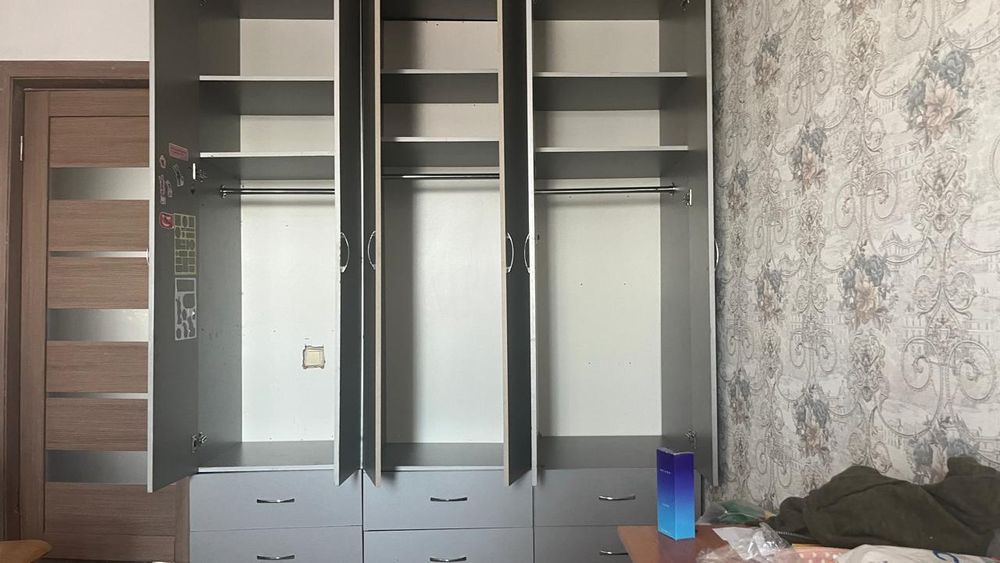 Шкаф сатылады 2 дана