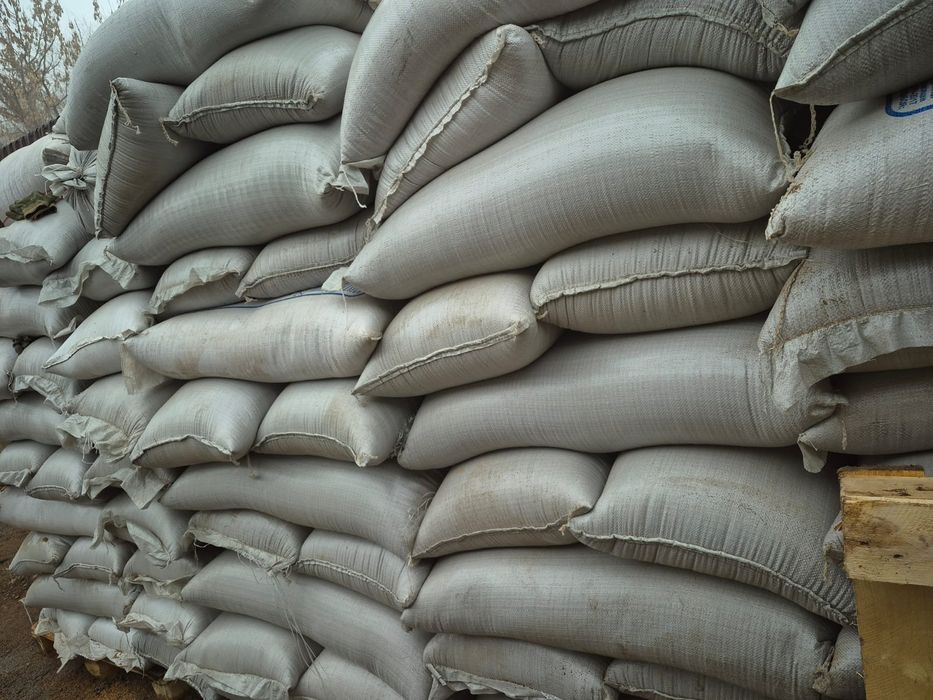 Тары,просо мешках 50 кг