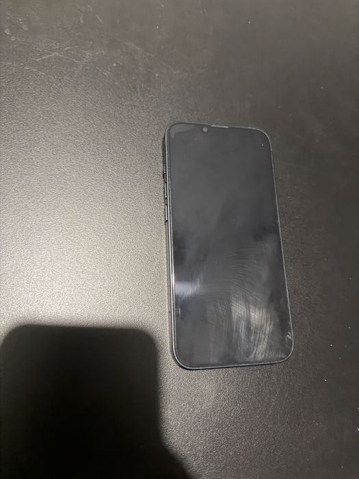 Iphone 13 , nu se mai aprinde , posibil bateria