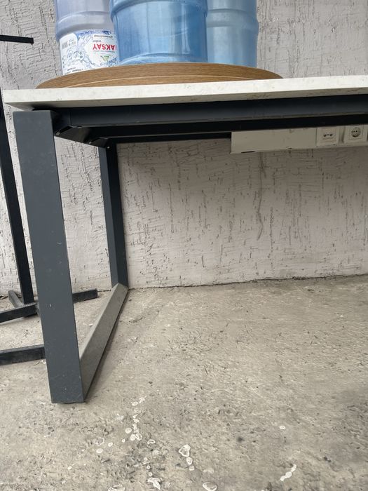 Продам Стол для офиса