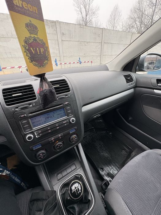 Vând volkswagen Jetta