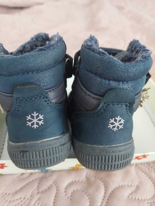 Ghetute copii, fetite/unisex, marimi 19-20-21, preturi 60/40/ 20