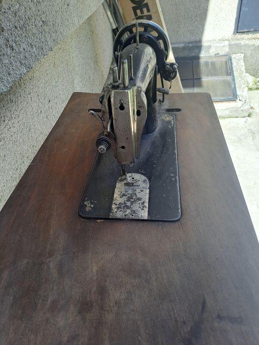 Masina de cusut singer