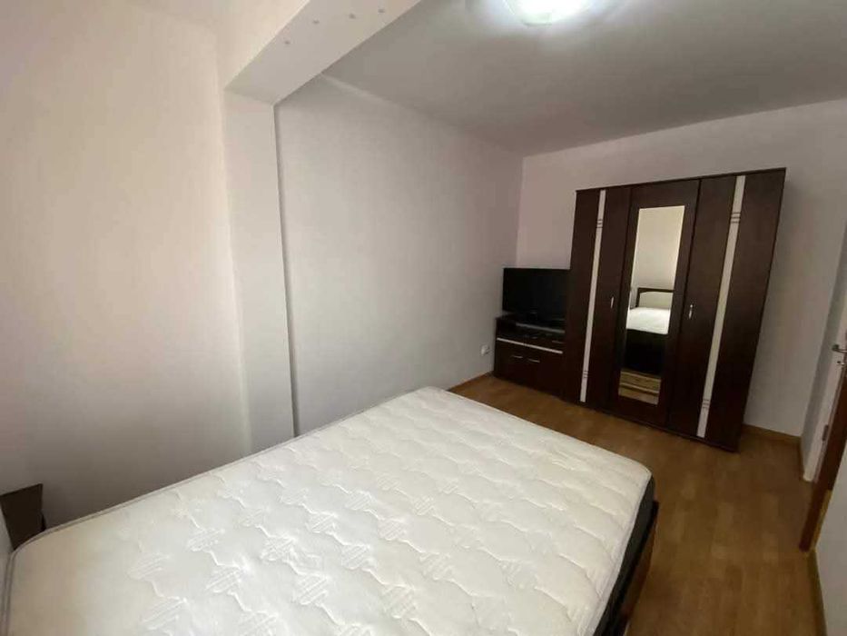 Vând apartament cu 2 camere zona Florești CJ