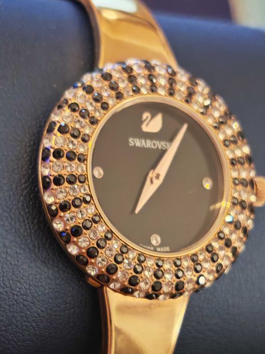 Дамски часовник Swarovski Crystal Rose 5 АТМ - произведен в Швейцария