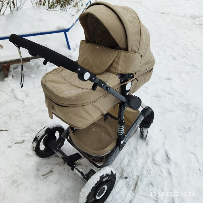Продам коляску Барс