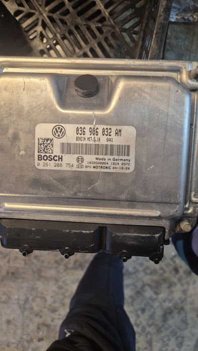 Компютър двигател за VW Голф 4, Голф 5  1.4  75кс