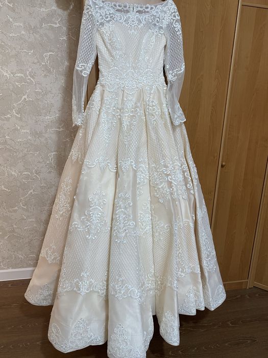 Платье на узату, СРОЧНО!!!