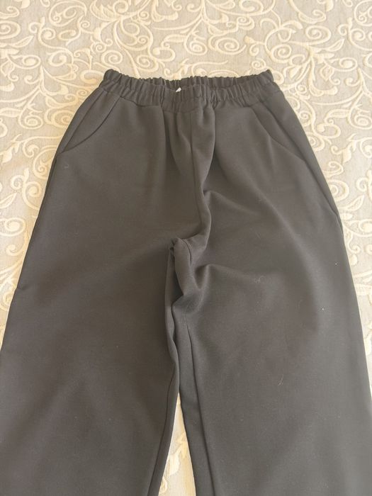 Продам брючный кастюм